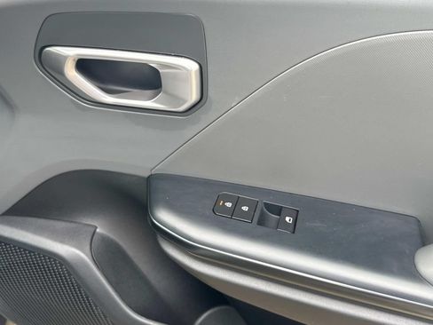 Used 2025 Kia K4 FWD image 19