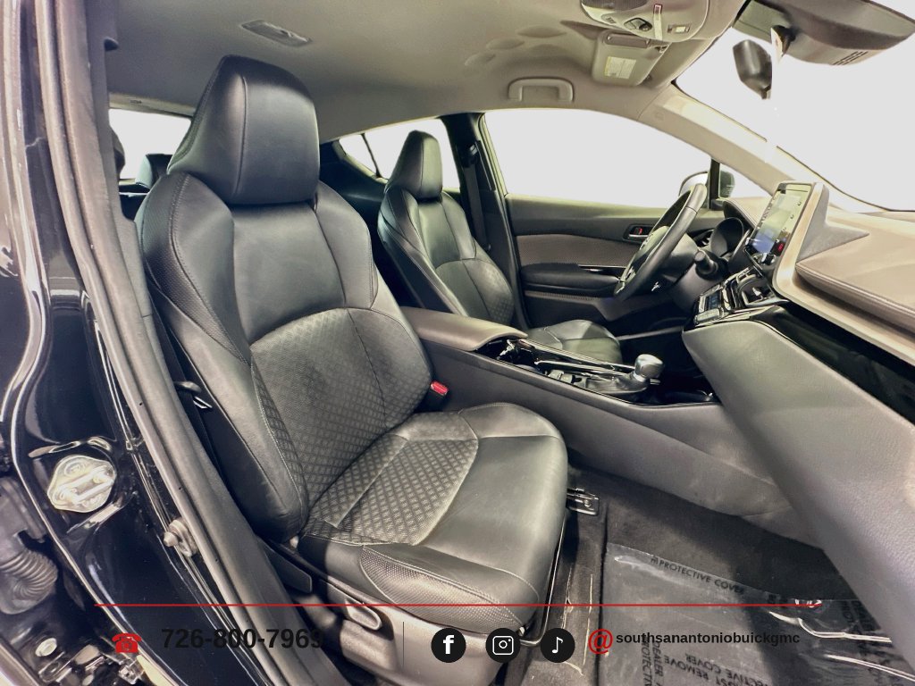 Used 2021 Toyota C-HR Limited FWD image 28