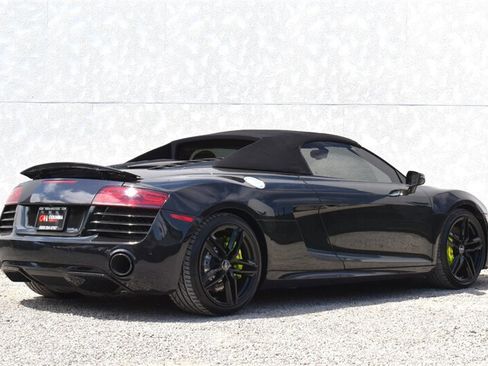 Used 2014 Audi R8 V10 AWD/4WD image 9