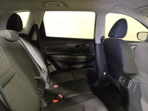 Used 2020 Nissan Rogue S AWD/4WD image 19
