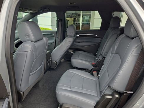 Used 2024 Buick Enclave Essence w/ Sport Touring Edition image 15