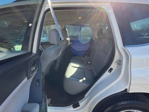 Used 2016 Subaru Forester 2.5i Limited AWD/4WD image 20