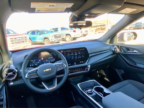 New 2026 Chevrolet Equinox LT image 29