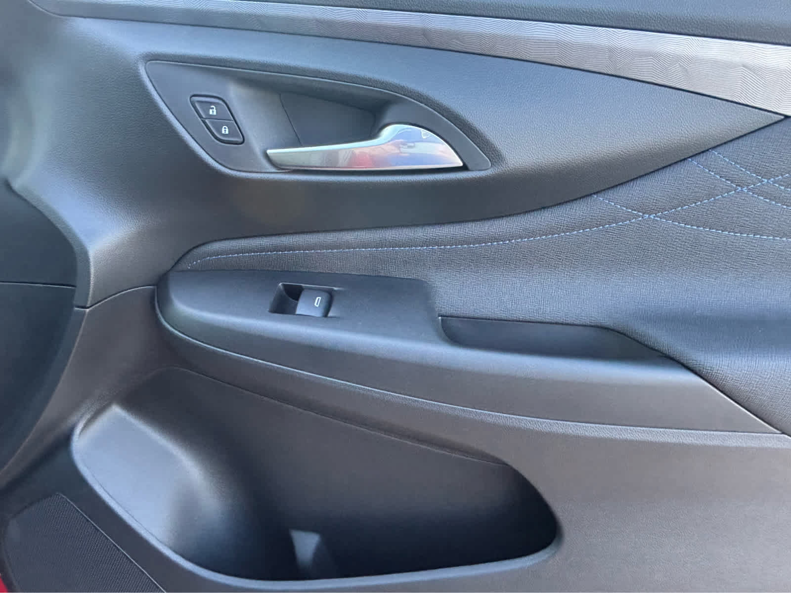 New 2026 Buick Envista Sport Touring w/ Convenience I Package FWD image 10
