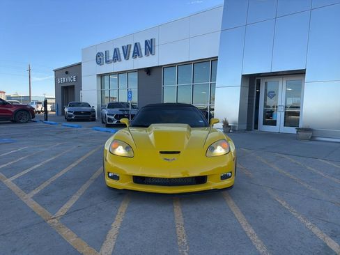 Used 2010 Chevrolet Corvette Grand Sport w/ Preferred Equipment Group image 2
