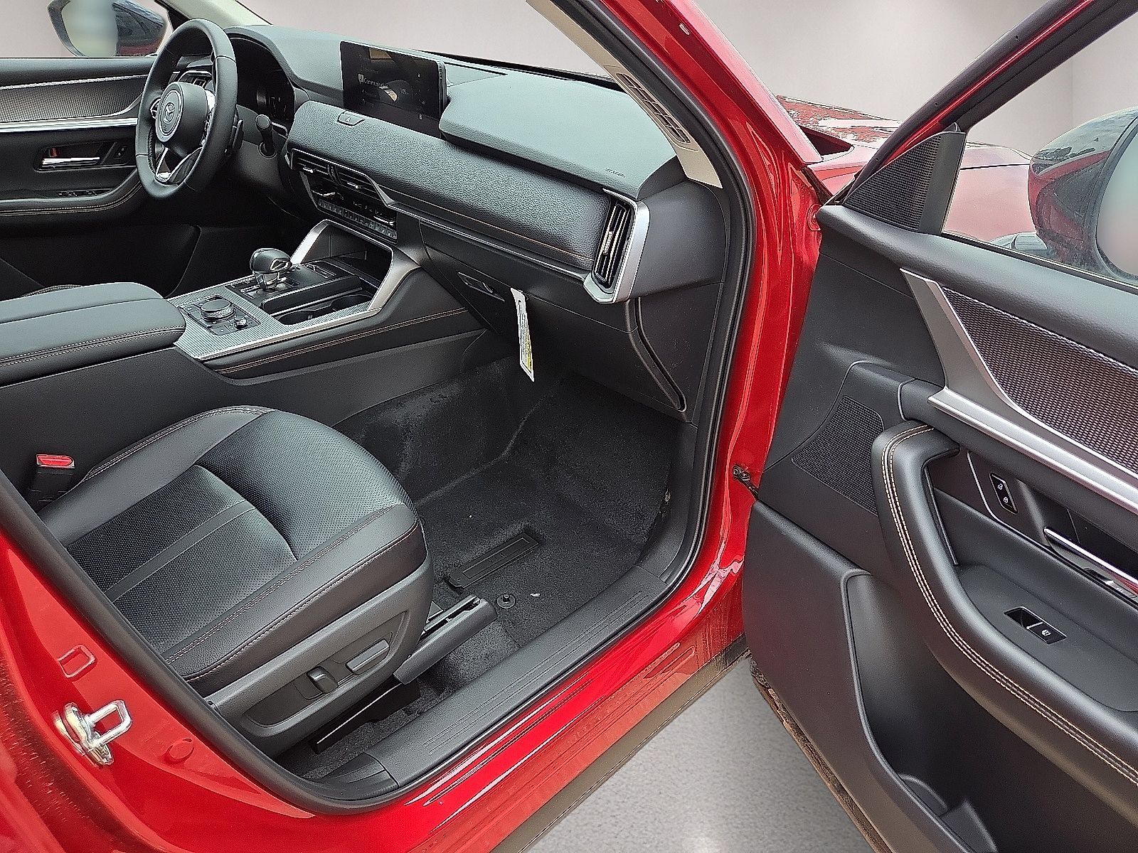New 2026 MAZDA CX-70 SC AWD/4WD image 9