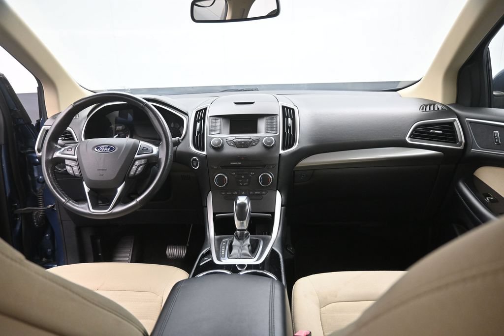 Used 2018 Ford Edge SEL FWD image 14