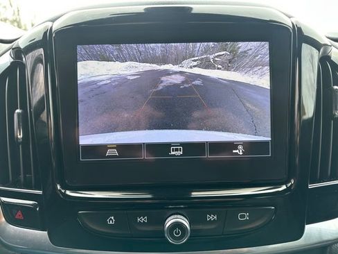 Used 2022 Chevrolet Traverse LT w/ LPO, Floor Liner Package image 36