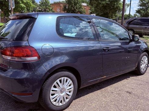 Used 2010 Volkswagen Golf 2-Door FWD image 4