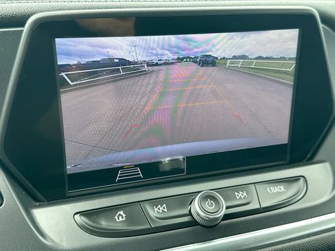 Used 2022 Chevrolet Blazer LT FWD image 17