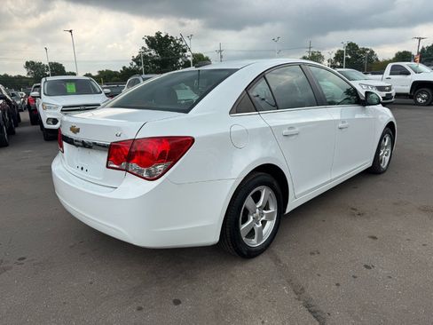 Used 2016 Chevrolet Cruze LT FWD image 5