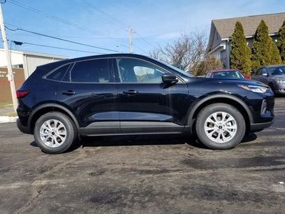 New 2026 Ford Escape Active w/ Cold Weather Package