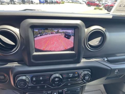 Used 2023 Jeep Wrangler Unlimited Sport AWD/4WD image 20