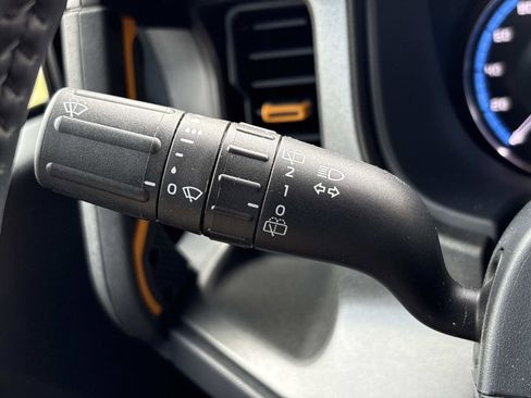 Used 2024 Ford Bronco Badlands image 18