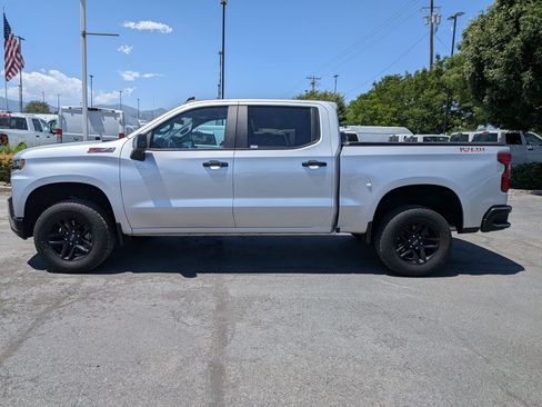 Used 2021 Chevrolet Silverado 1500 LT Trail Boss w/ Convenience Package II AWD/4WD image 9