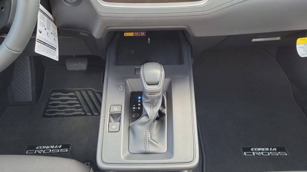 New 2026 Toyota Corolla Cross LE FWD image 17