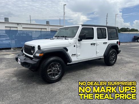 Used 2024 Jeep Wrangler Unlimited Sport AWD/4WD image 7