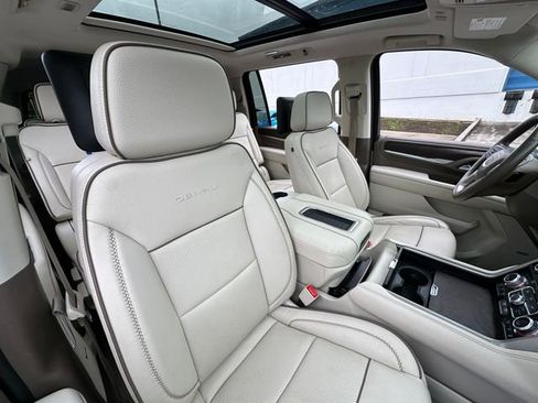 Used 2023 GMC Yukon XL Denali w/ LPO, Floor Liner Package image 44