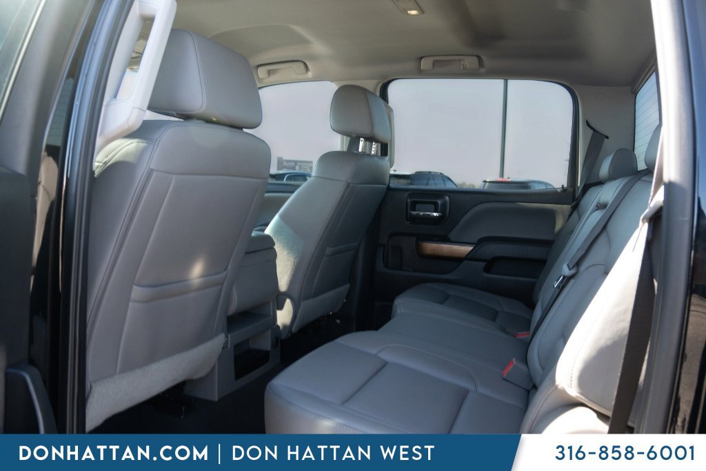 Used 2018 Chevrolet Silverado 1500 LTZ w/ Sport Package AWD/4WD image 17
