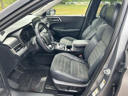 Used 2022 Mitsubishi Outlander SE FWD image 23