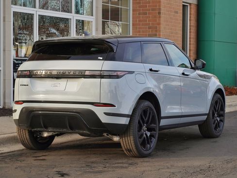 New 2026 Land Rover Range Rover Evoque S image 6