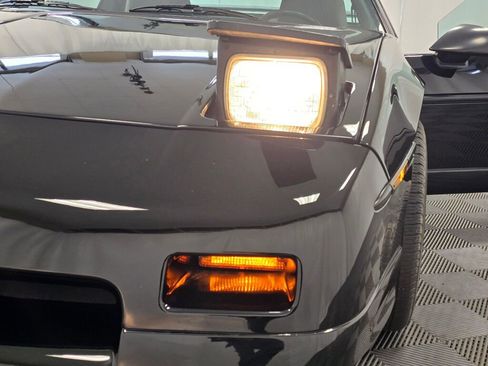 Used 1988 Pontiac Fiero GT image 51