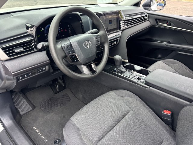 Used 2026 Toyota Camry LE FWD image 18