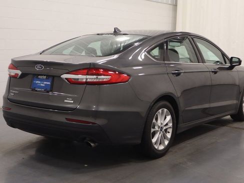 Used 2019 Ford Fusion SE FWD image 10