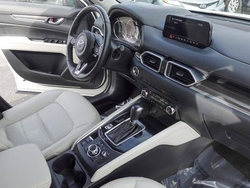 Used 2017 MAZDA CX-5 Grand Touring w/ Premium Package image 14