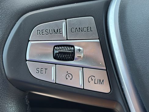 Certified 2025 BMW X4 xDrive30i AWD/4WD image 19