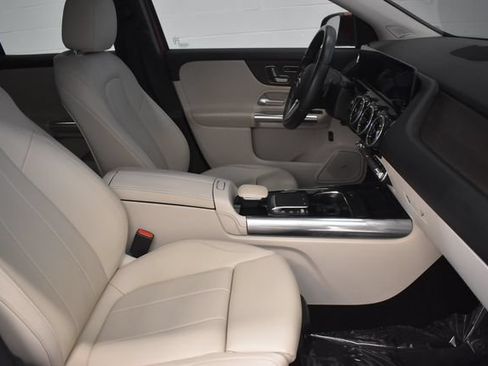 Used 2021 Mercedes-Benz GLA 250 4MATIC image 19