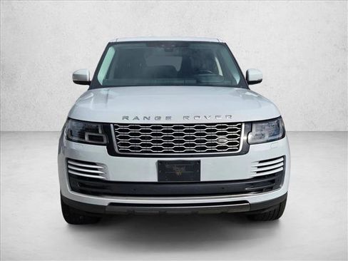 Used 2020 Land Rover Range Rover HSE image 2