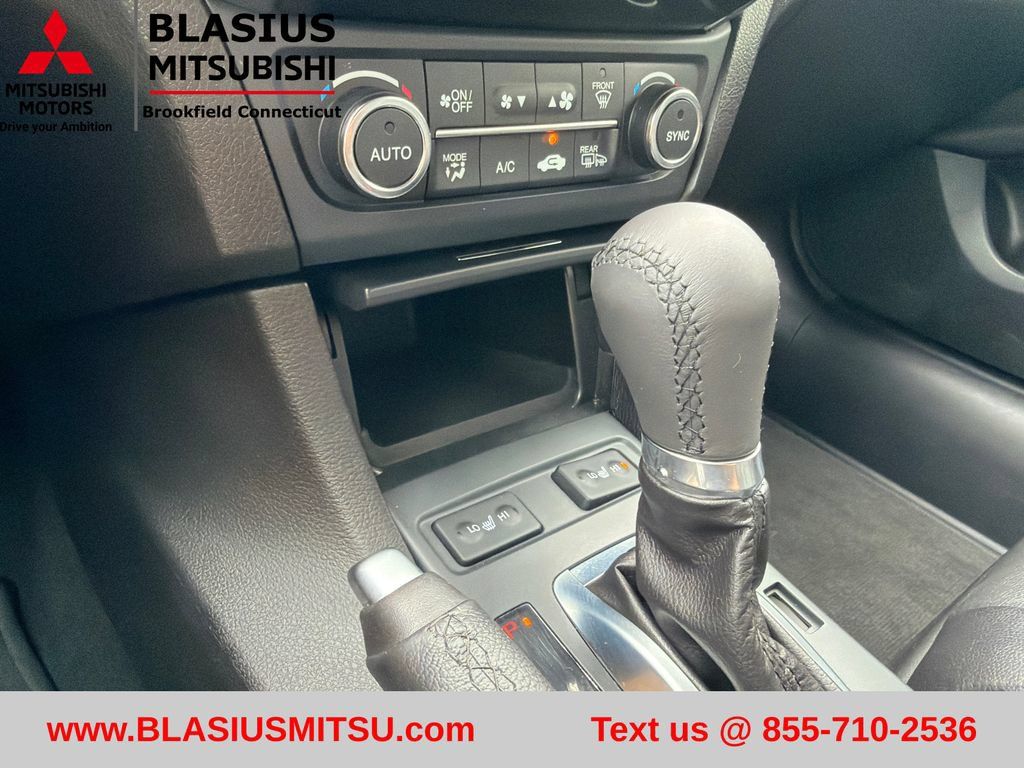 Used 2020 Acura ILX w/ Premium Package FWD image 20
