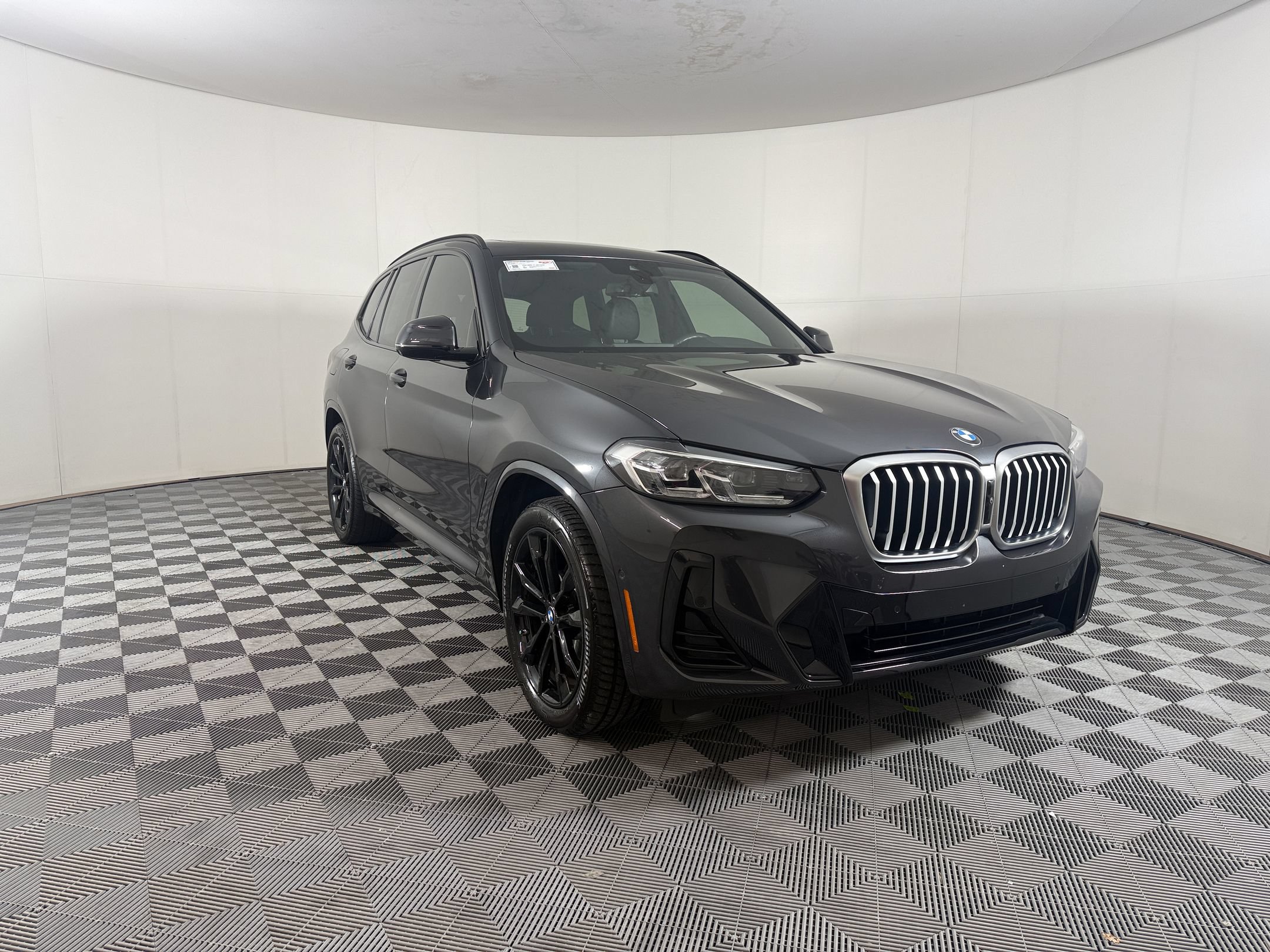 Used 2024 BMW X3 sDrive30i w/ M Sport Package RWD image 7
