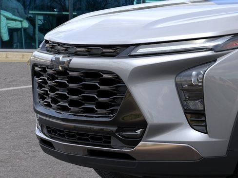New 2026 Chevrolet Trax ACTIV w/ Sunroof Package FWD image 13