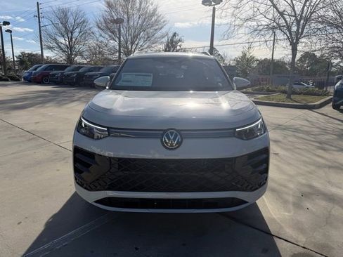 New 2026 Volkswagen Tiguan SEL R-Line AWD/4WD image 2