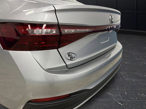 Used 2025 Volkswagen Jetta S image 29