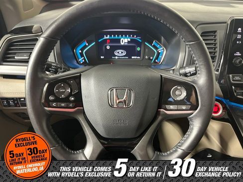 Used 2024 Honda Odyssey Touring image 40