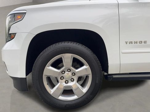 Used 2015 Chevrolet Tahoe LTZ AWD/4WD image 15