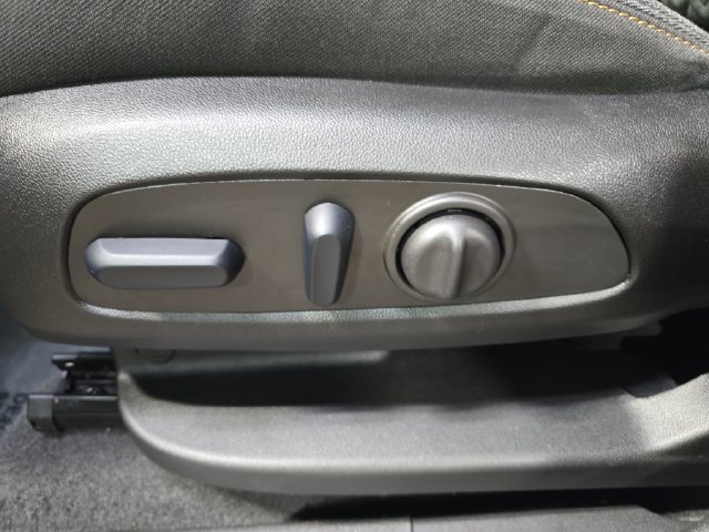 Used 2024 Chevrolet Equinox LT AWD/4WD image 30