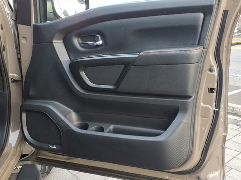 Certified 2021 Nissan Titan PRO-4X w/ Pro-4x Convenience Package image 13