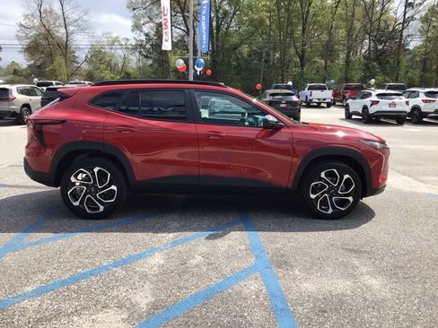 New 2026 Chevrolet Trax RS w/ Driver Confidence Package image 6