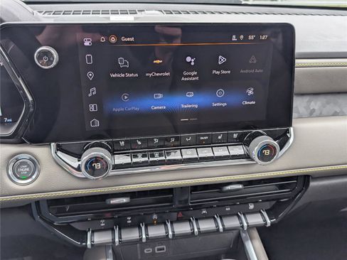 New 2026 Chevrolet Colorado ZR2 w/ Technology Package AWD/4WD image 24