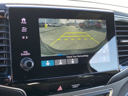 Used 2022 Honda Pilot Sport image 21