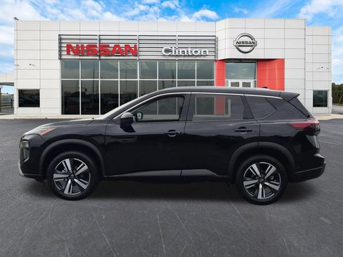 Used 2026 Nissan Rogue SL AWD/4WD image 6
