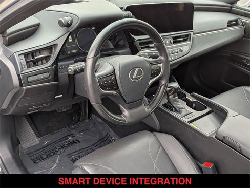 Used 2025 Lexus ES 350 350 Luxury w/ Accessory Package (Z2) image 21