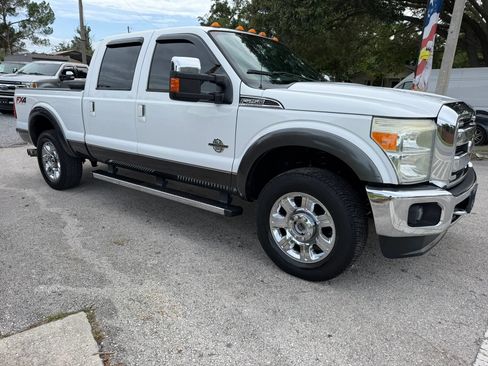Used 2015 Ford F250 Lariat w/ Chrome Package AWD/4WD image 3