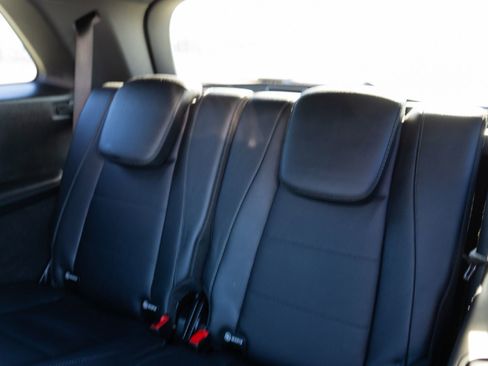 Used 2022 Mercedes-Benz GLS 450 4MATIC image 25