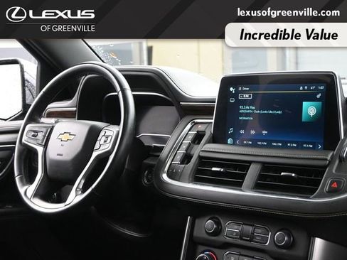 Used 2023 Chevrolet Suburban Premier image 34