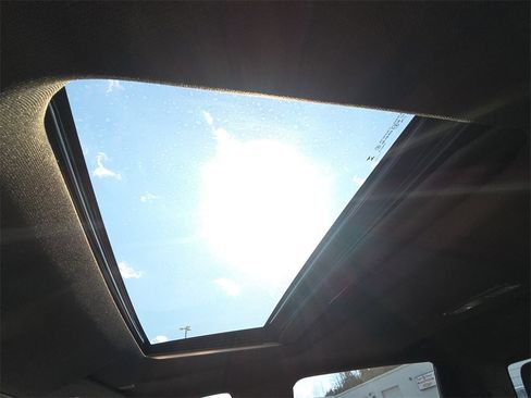 Used 2024 GMC Sierra 2500 Denali w/ Denali Reserve Package image 28